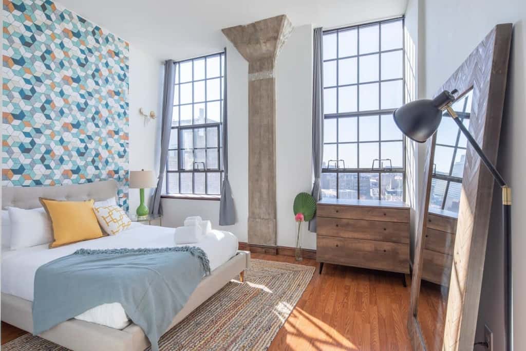 Sosuite | 2BR Penthouse w Balcony, W/D, Gym