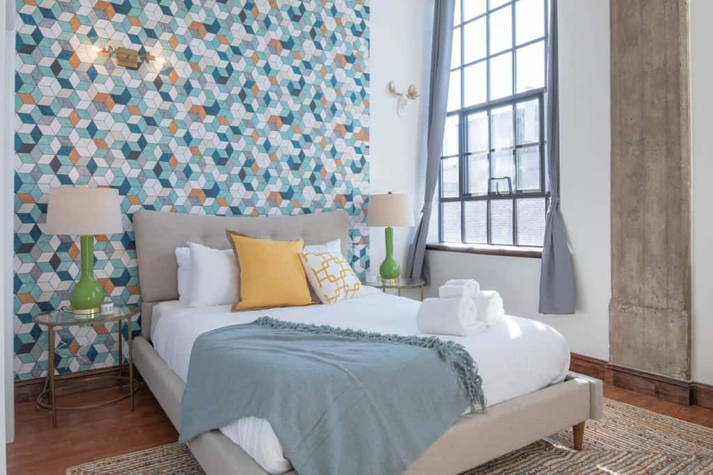 Sosuite | 2BR Penthouse w Balcony, W/D, Gym