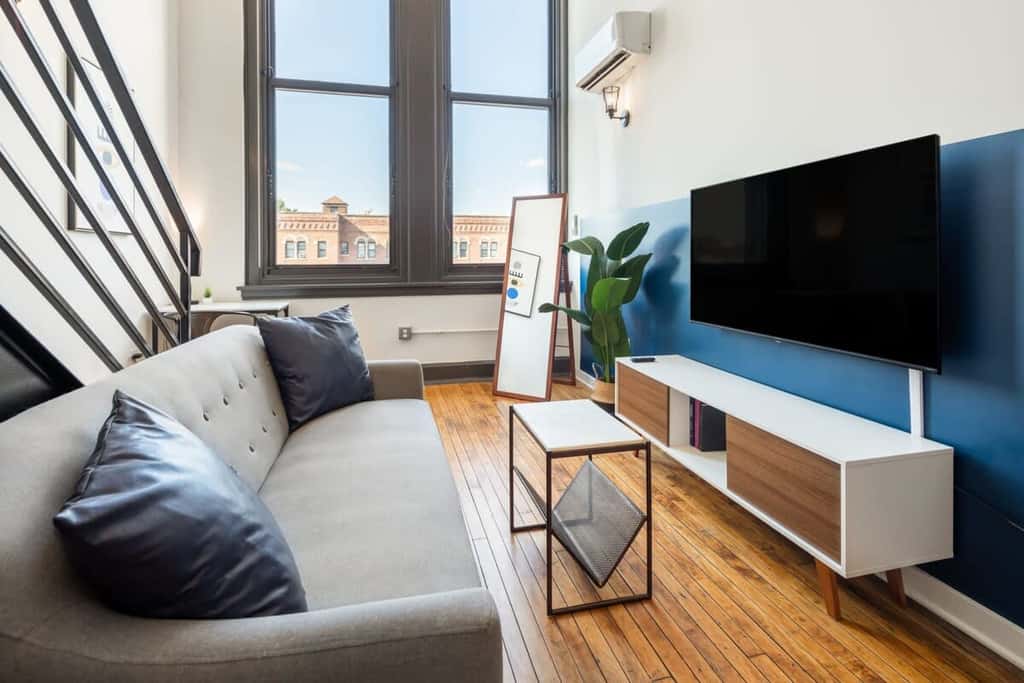 Sosuite | Studio Loft w W/D, Gym, Lounge