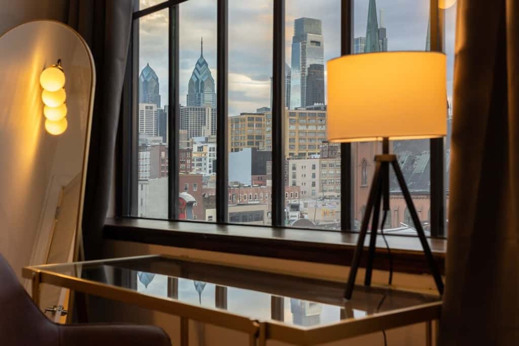 Sosuite | 2BR Apt w W/D, Gym, On-Site Restaurant