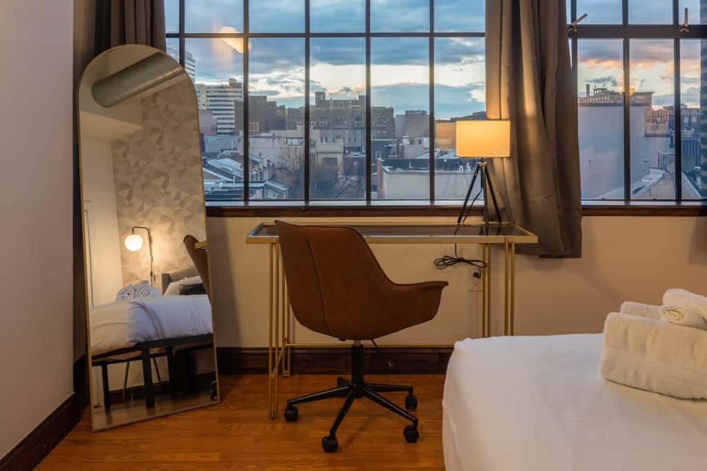 Sosuite | 2BR Apt w W/D, Gym, On-Site Restaurant
