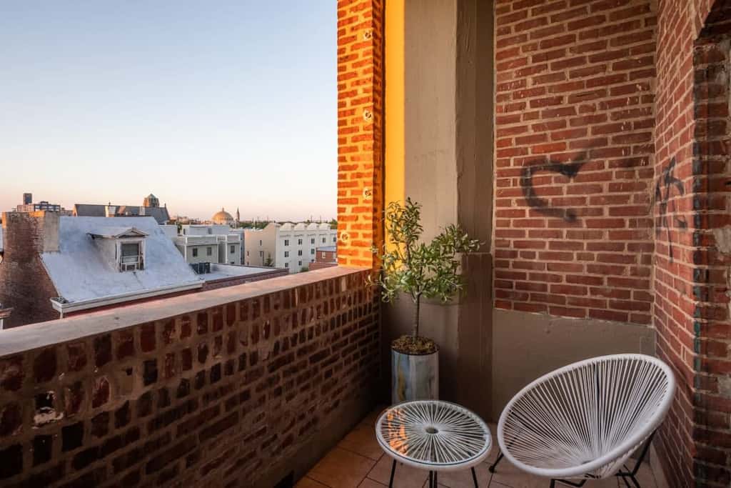 Sosuite | 3BR Apt w Balcony, W/D, Gym, On-Site Bar
