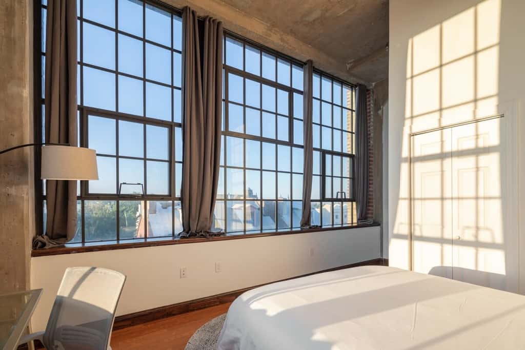 Sosuite | 3BR Apt w Balcony, W/D, Gym, On-Site Bar
