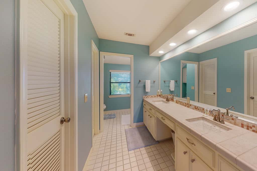 Lake Travis Waterfront Home with Dock Access | 4BR