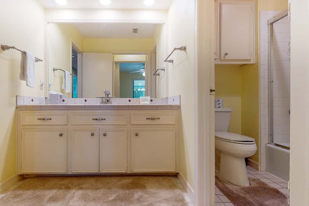 Lake Travis Waterfront Home with Dock Access | 4BR