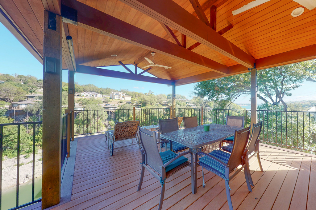 Lake Travis Waterfront Home with Dock Access | 4BR
