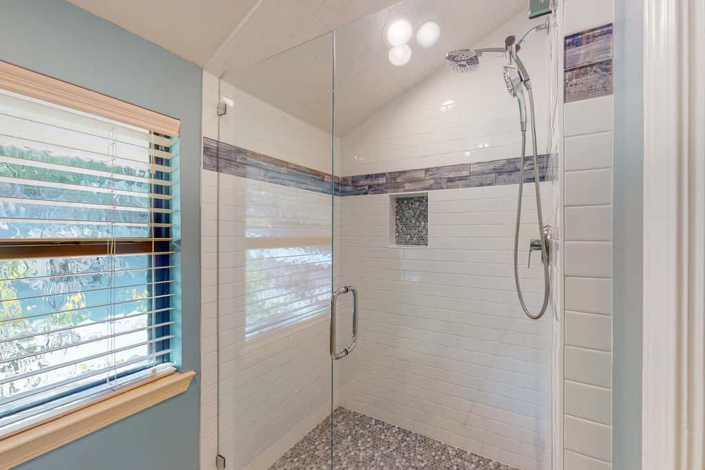 Lake Travis Waterfront Home with Dock Access | 4BR