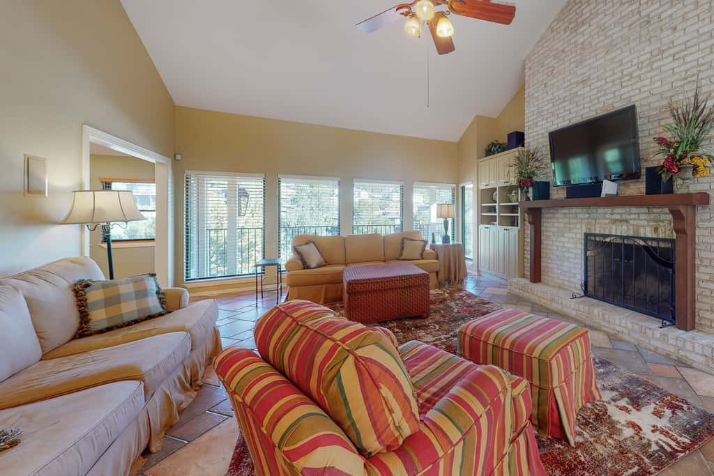 Lake Travis Waterfront Home with Dock Access | 4BR