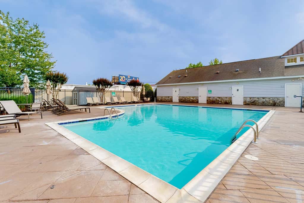 Rehoboth Crossing - 37063 Turnstone Cir