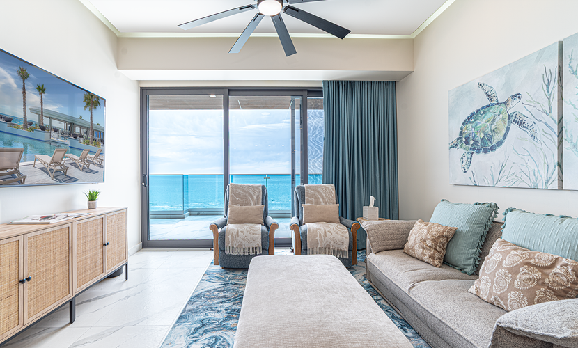 One-bedroom condo at Encantame Soleil with king bed, ideal for a coastal escape.