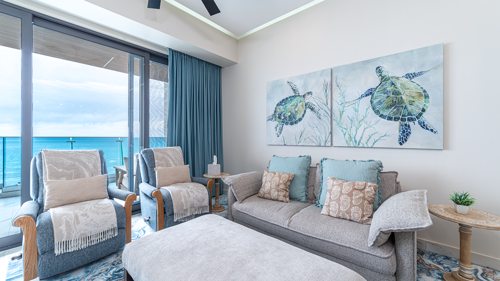 One-bedroom condo at Encantame Soleil with king bed, ideal for a coastal escape.
