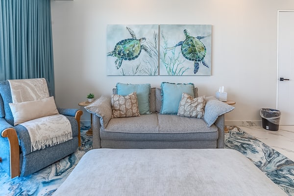 One-bedroom condo at Encantame Soleil with king bed, ideal for a coastal escape.