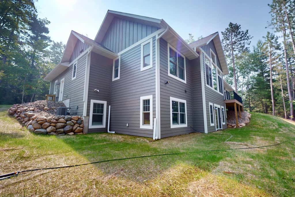 Lakefront Luxury, Dock, Game Room & Screened Porch