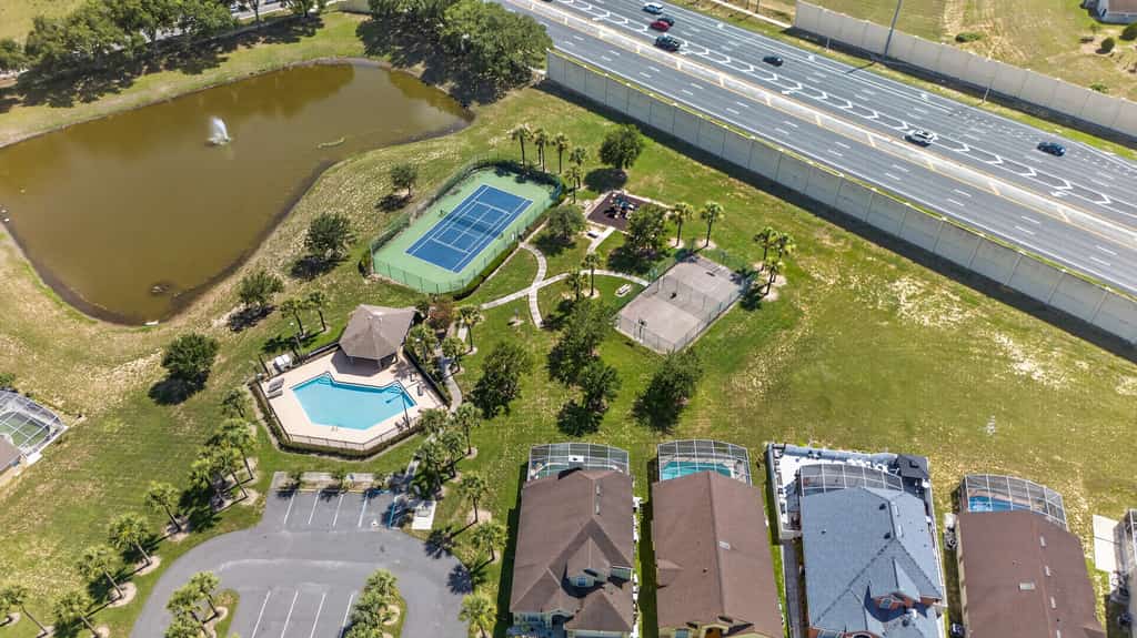 Spacious 5BR Pool Home Near Disney