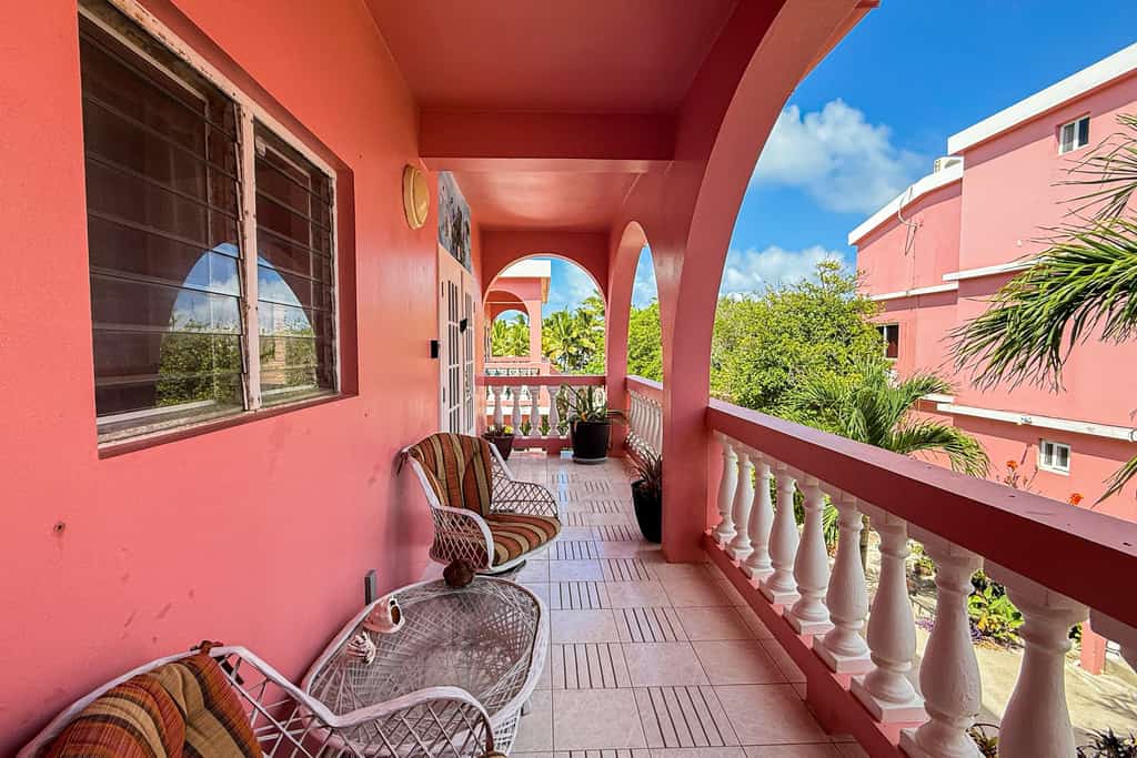 Welcome to Paradise Found, a spacious three-bedroom, three-bathroom condo at Caribe Island on Ambergris Caye. Enjoy an oceanfront setting, a relaxed island atmosphere, and access to the community pool and beach—an ideal home base for families and small groups.

Spend the day on the water, explore the island by golf cart, or simply unwind by the pool before returning to the comfort of your condo.