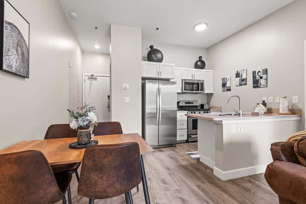 Cozy Mountain Retreat - 1BR Condo with 2 Full Baths Near Jordanelle & Park City