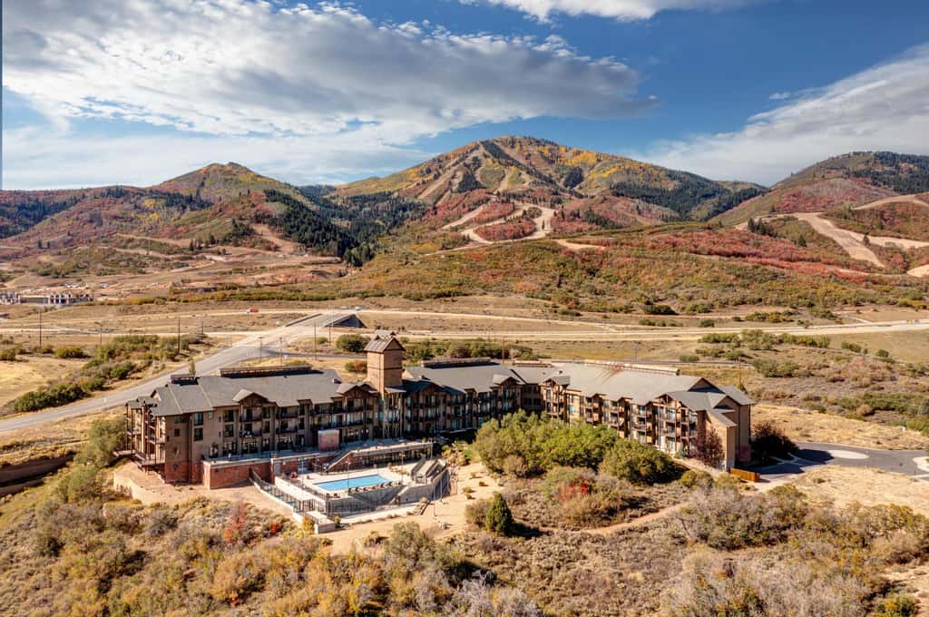 Cozy Mountain Retreat - 1BR Condo with 2 Full Baths Near Jordanelle & Park City