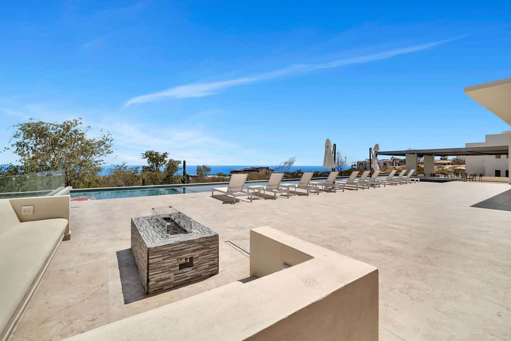 Brand New Pet-Friendly Condo - Private Pool