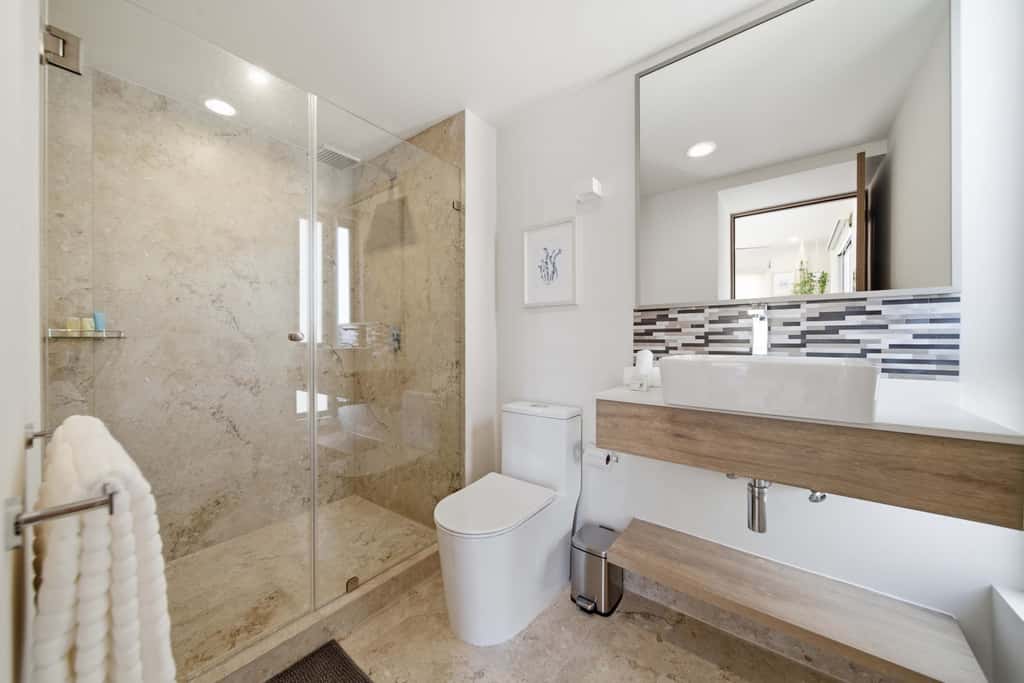 Brand New Pet-Friendly Condo - Private Pool
