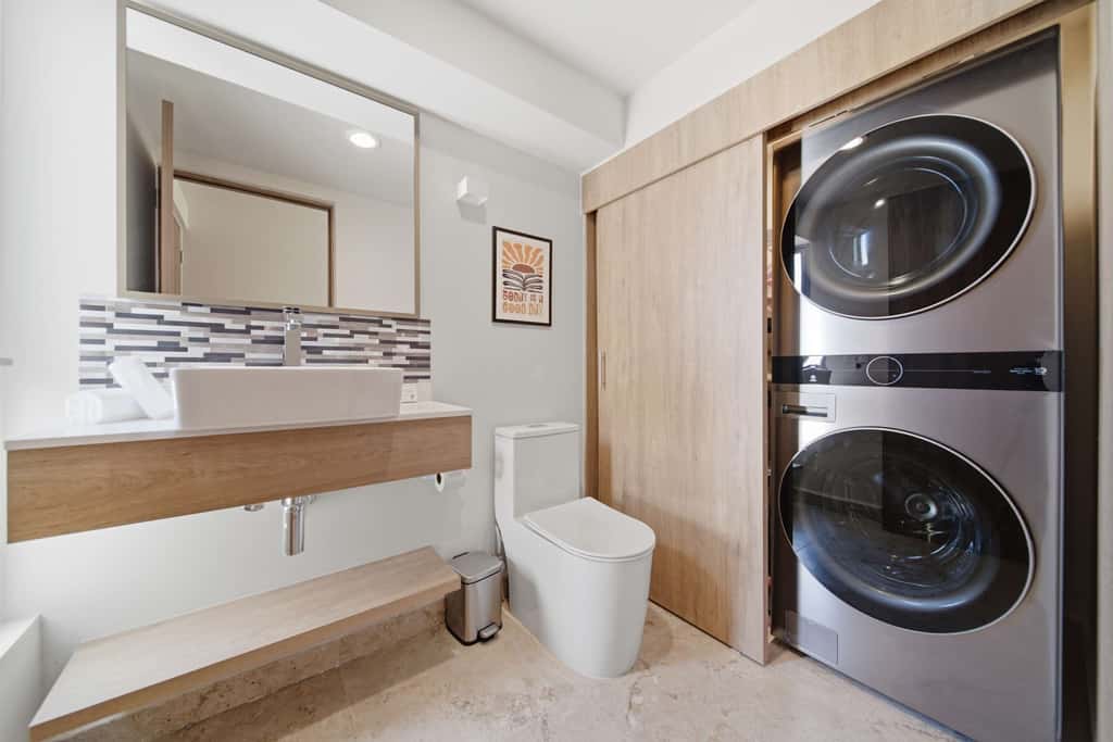 Brand New Pet-Friendly Condo - Private Pool
