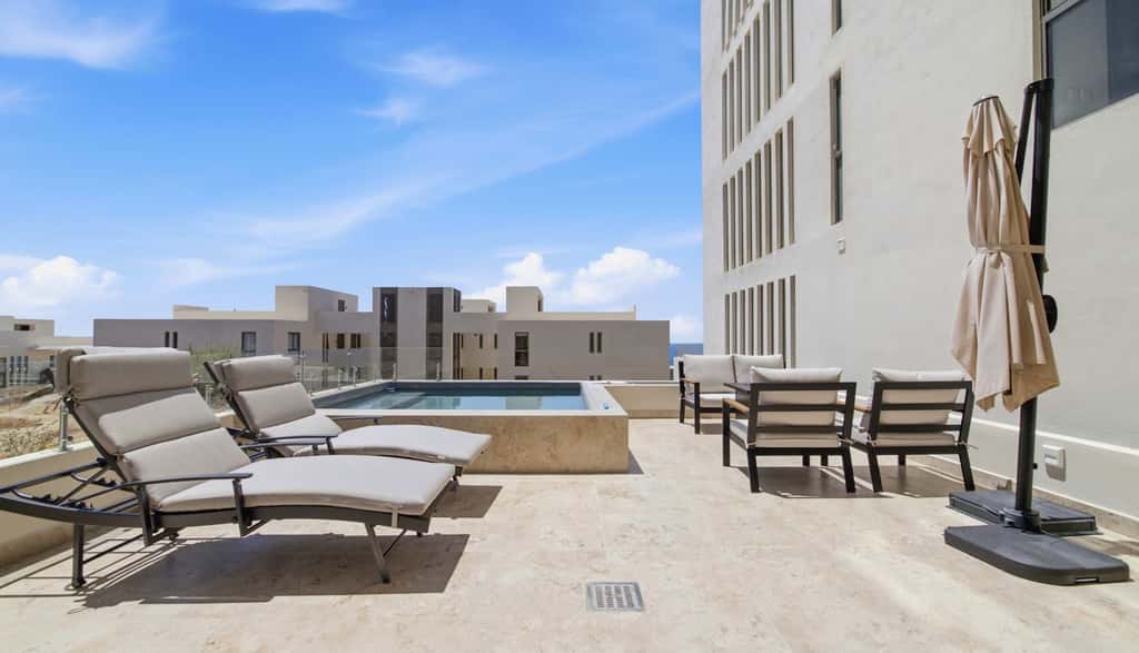 Brand New Pet-Friendly Condo - Private Pool