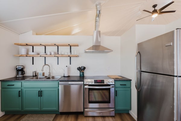 Escape to your private, pet-friendly yurt retreat with mountain views, just minutes from Bend and Sisters.