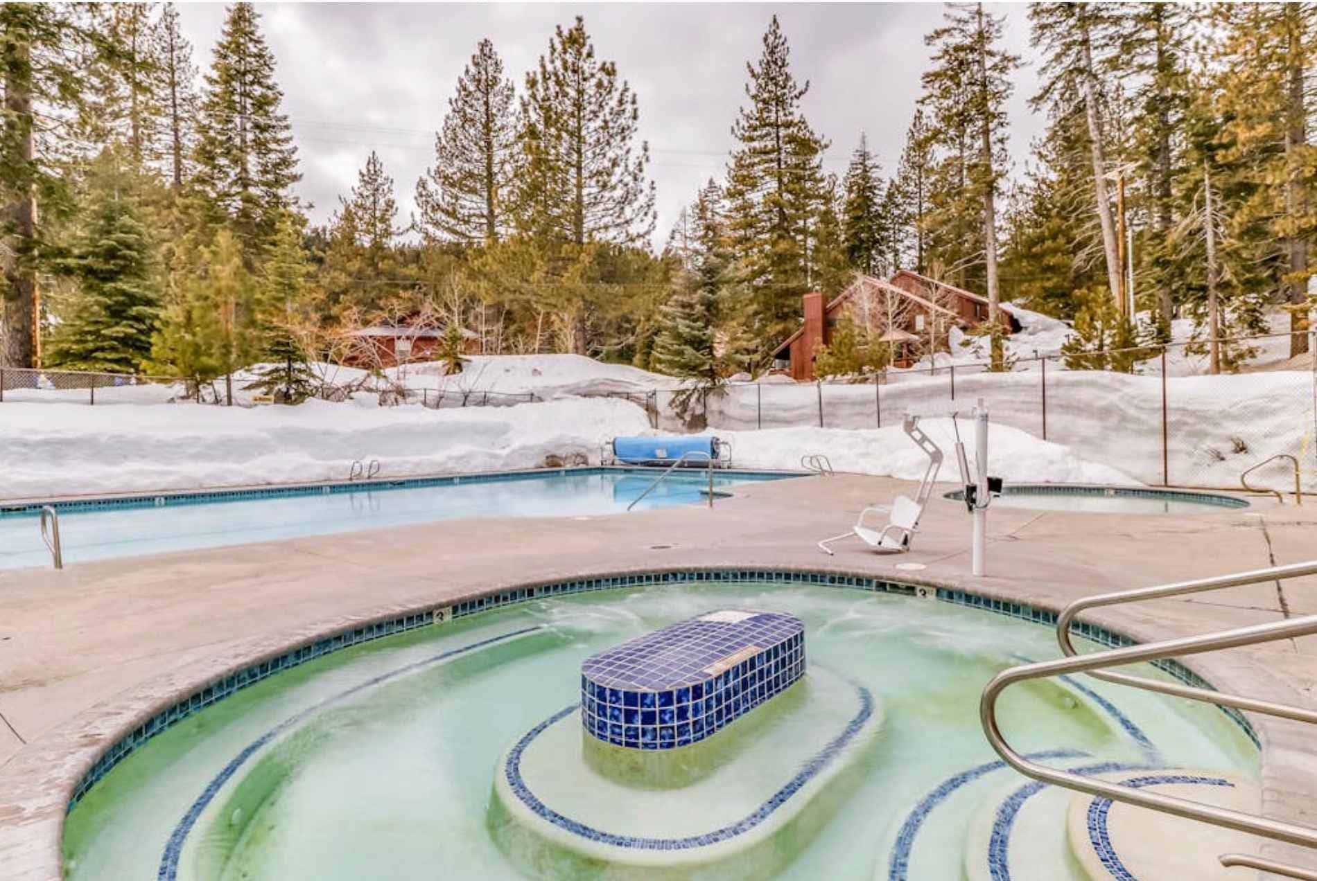 Condo at Granlibakken Tahoe Resort - Ski-In - Ski-Out with Pool, Spa & Minutes from Lake Tahoe
