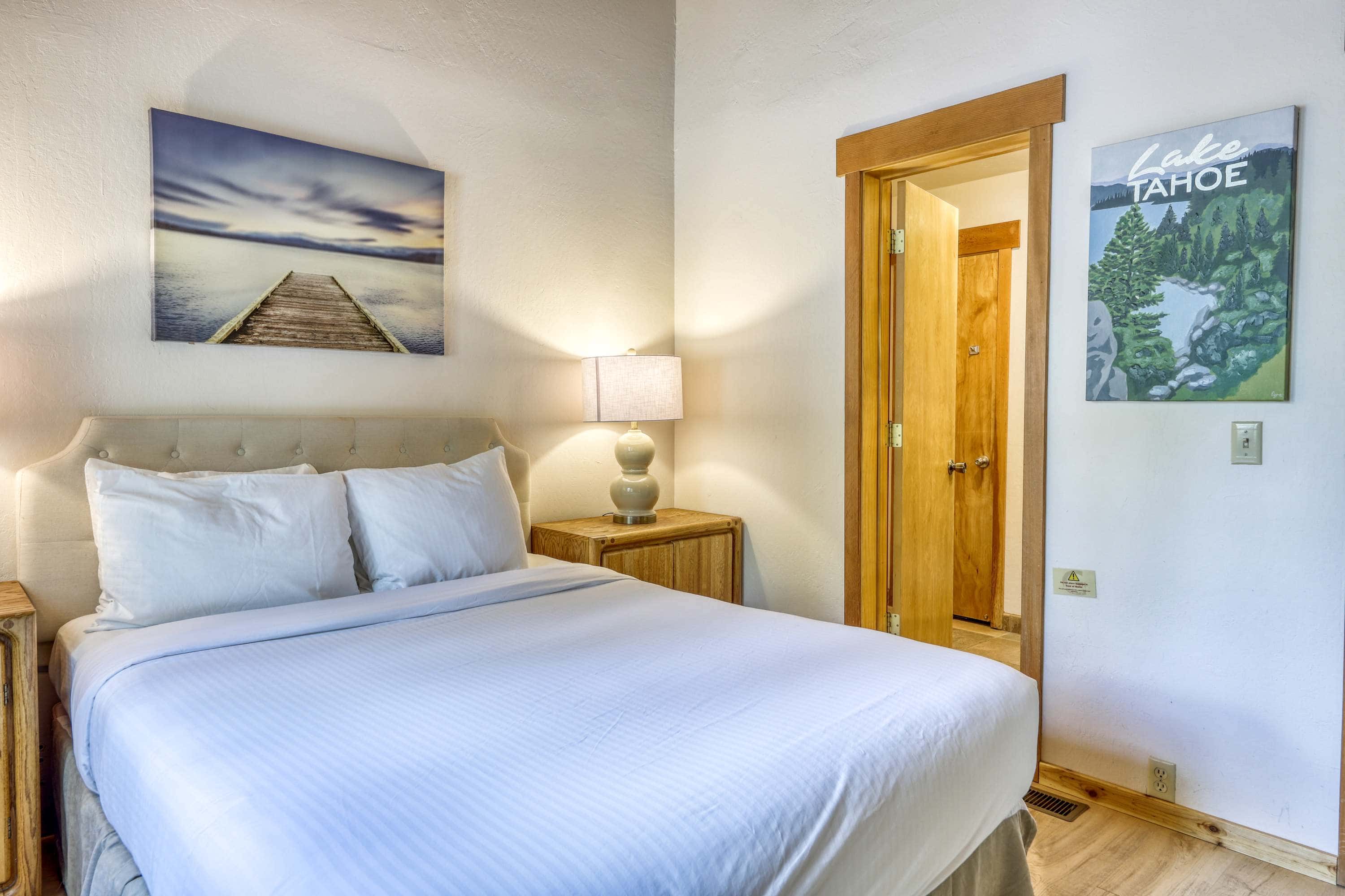Cozy Studio at Granlibakken Tahoe Resort - Ski-In - Ski-Out with Pool, Spa & Minutes from Lake Tahoe