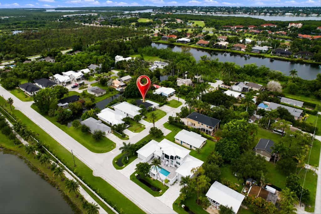 Spacious Waterfront Home - Private Canal Access and Large Yard in Naples