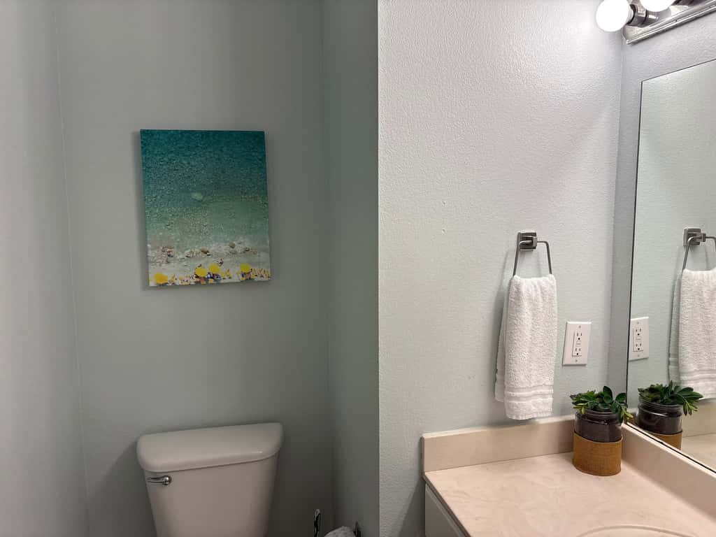 Gulf Front Condo with Pool, Hot Tub & Beach Access