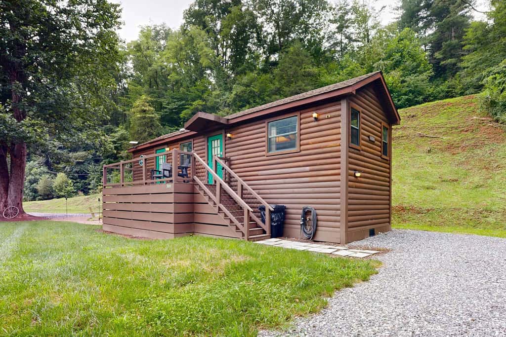 Riverfront Wilderness Cabin 