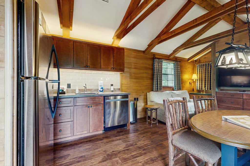 Riverfront Wilderness Cabin 