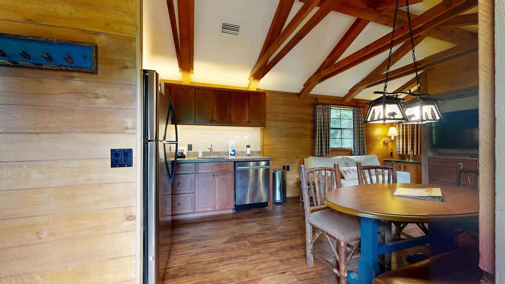 Riverfront Wilderness Cabin 