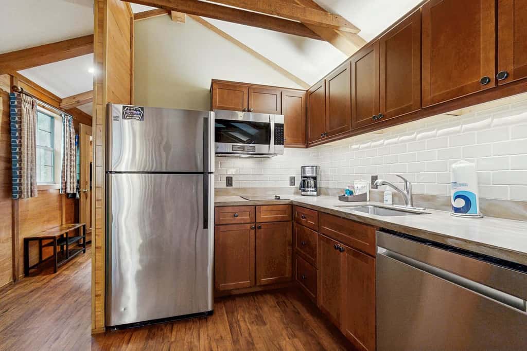 Riverfront Wilderness Cabin 