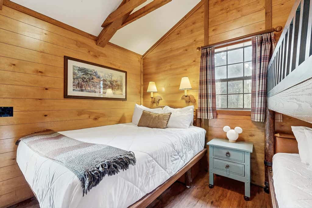 Riverfront Wilderness Cabin 