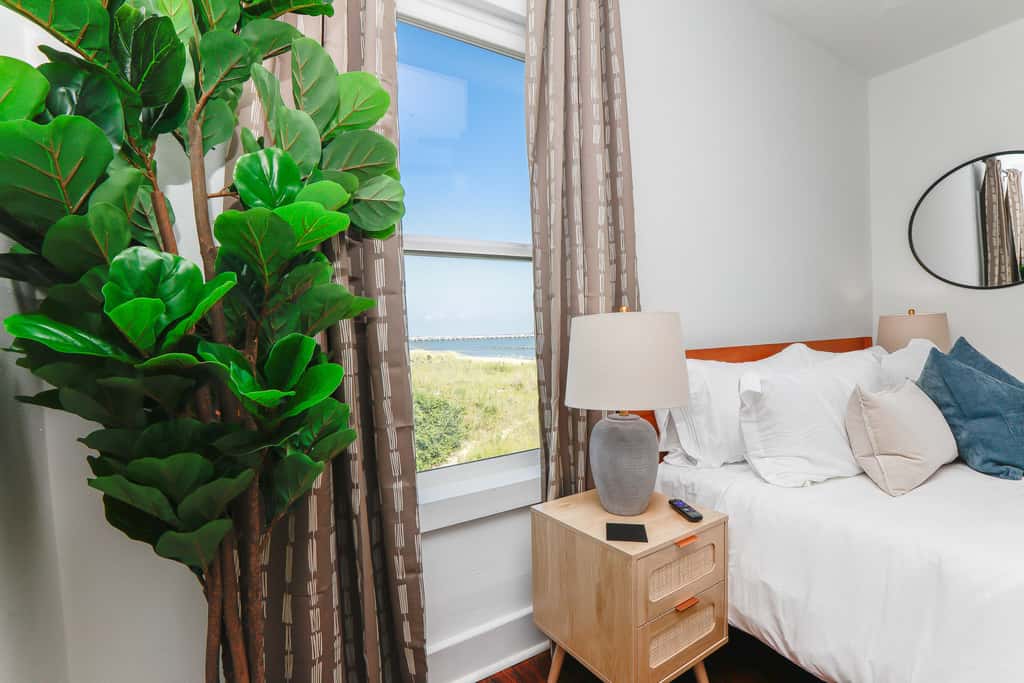 Sojourn Beach Front Escape Balcony & Beach Access