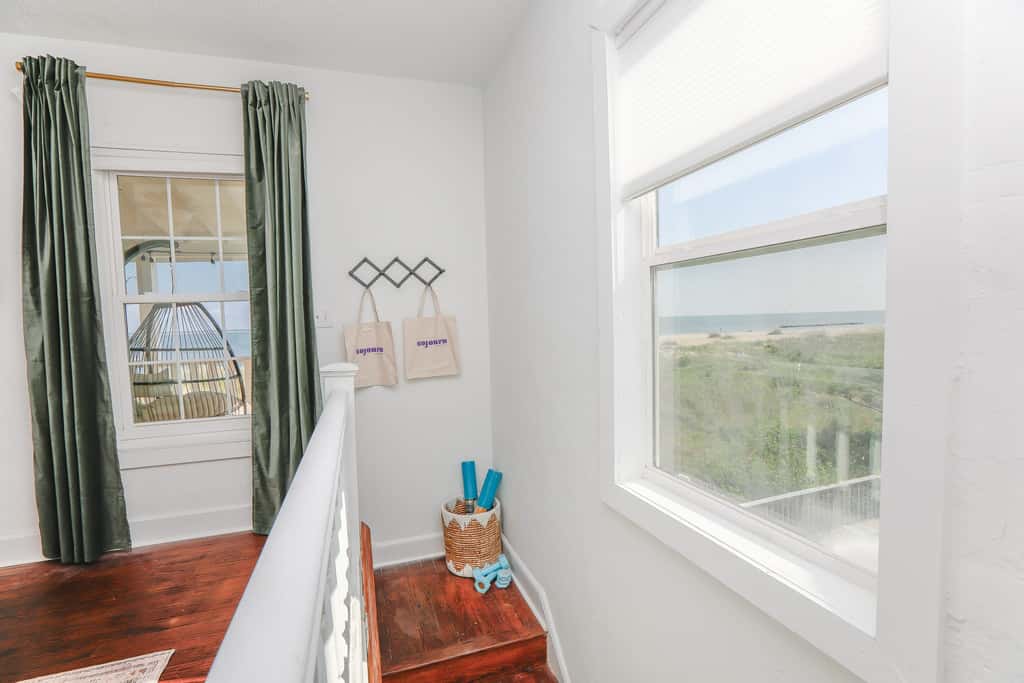 Sojourn Beach Front Escape Balcony & Beach Access