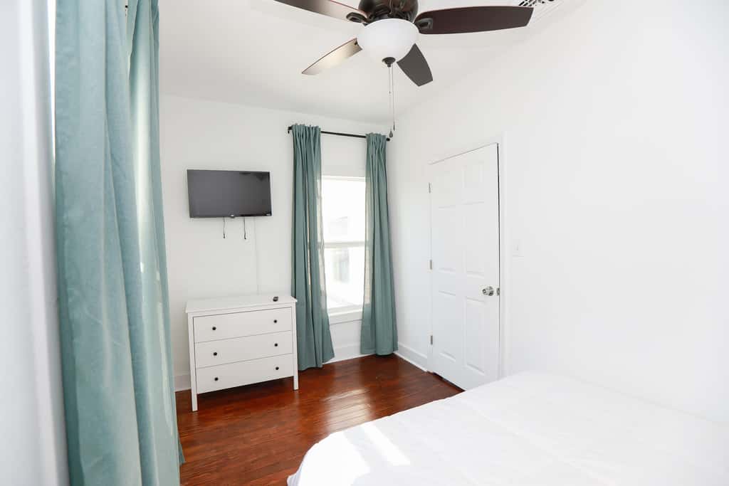 Sojourn Beach Front Escape Balcony & Beach Access