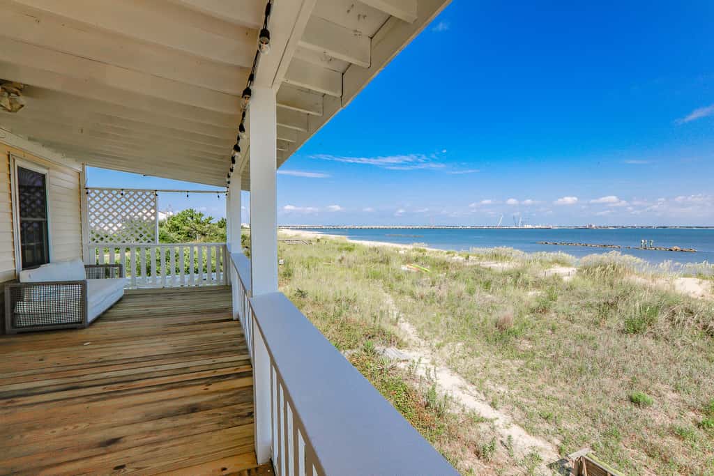 Sojourn Beach Front Escape Balcony & Beach Access