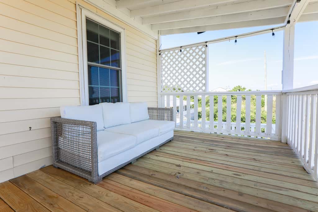 Sojourn Beach Front Escape Balcony & Beach Access