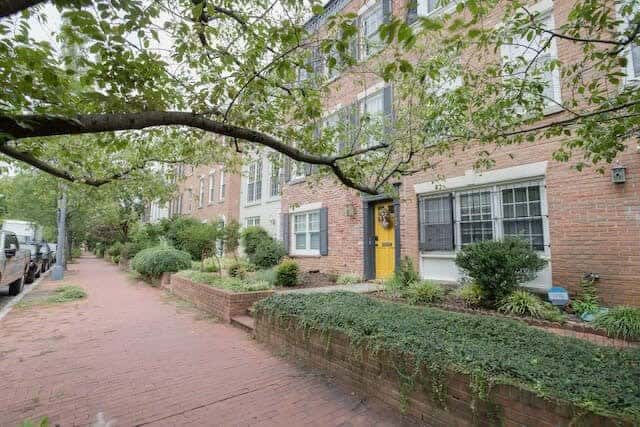 Sojourn A Gorgeous Modern 2 BR Capitol Hill
