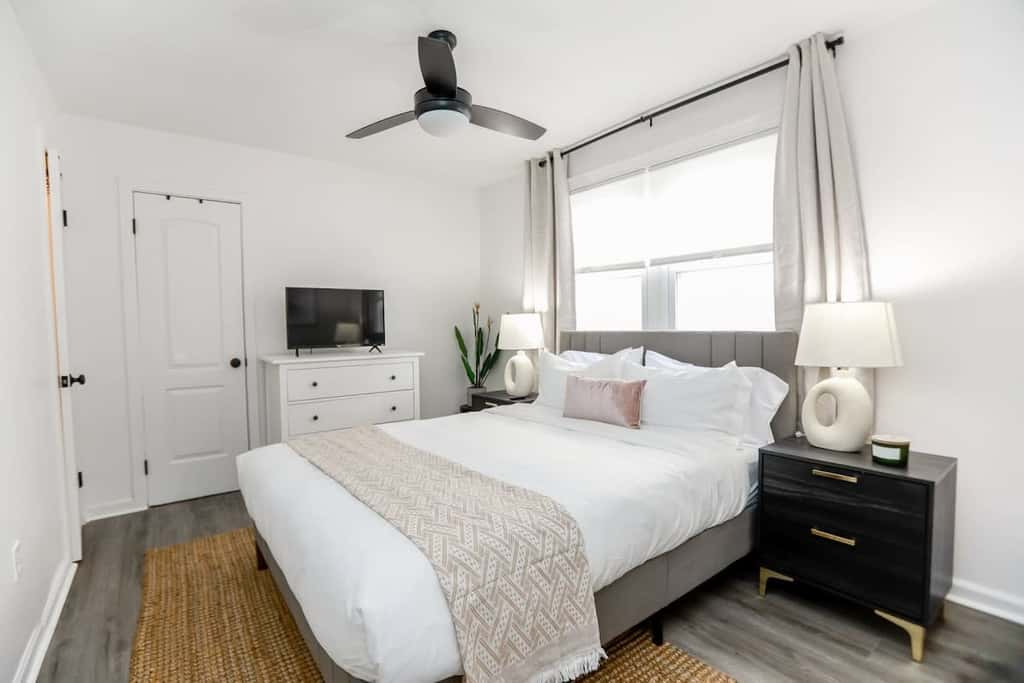 Sojourn at Anchor Breeze | Modern 1BR Pet Friendly
