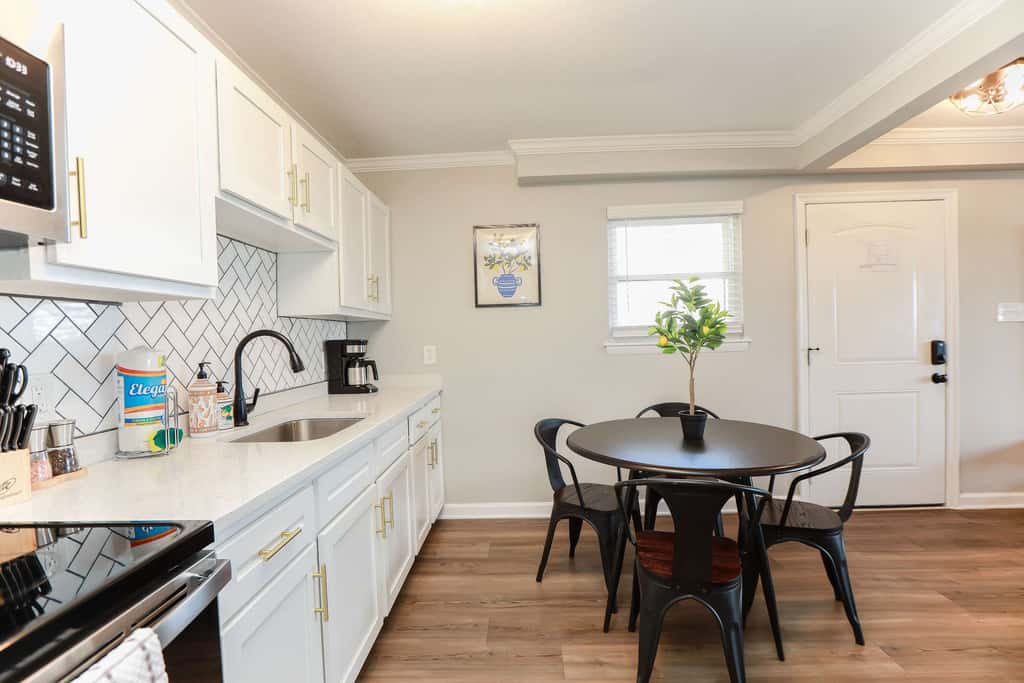 1866 EOV Beach Suite