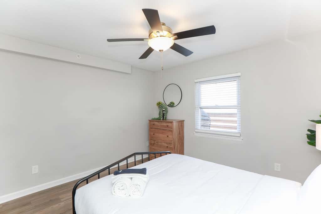1866 EOV Beach Suite