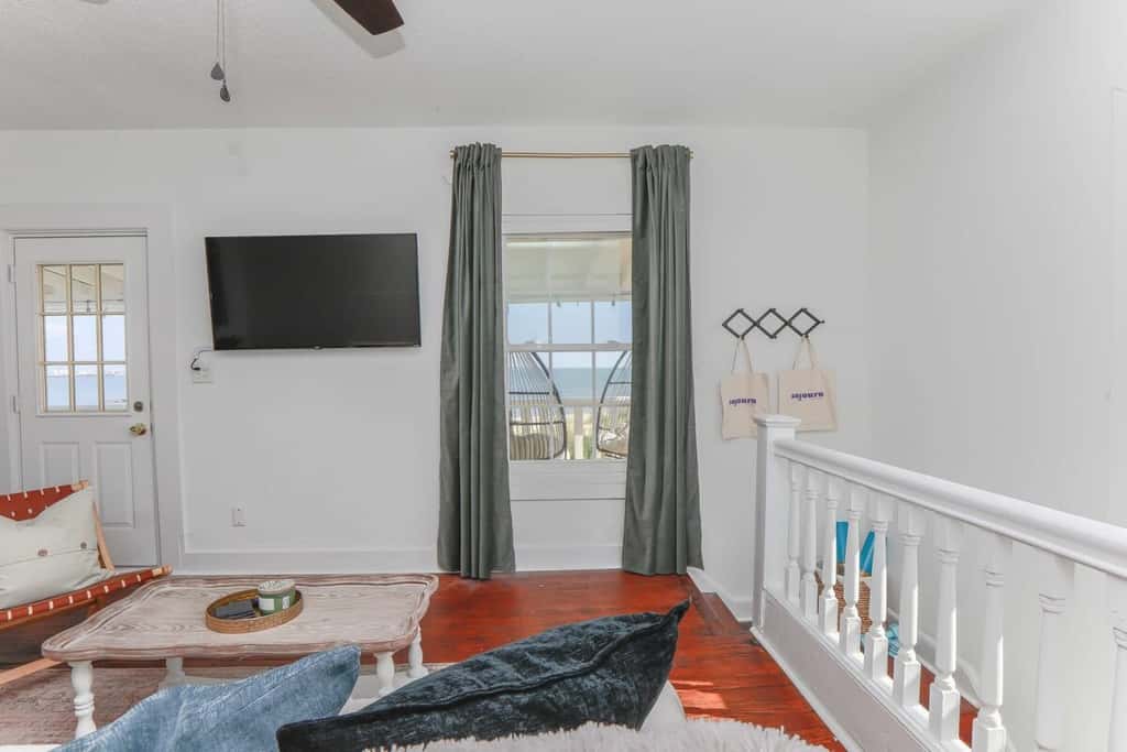 Sojourn | Beach Front Escape | 3 BR