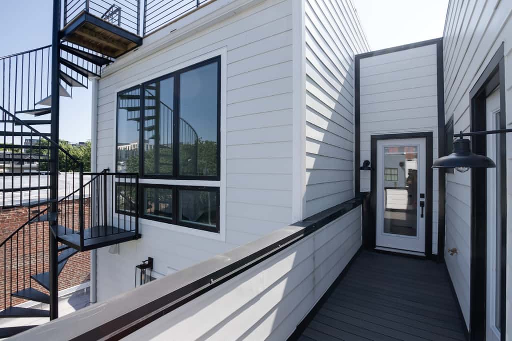 Sojourn's 3 BR with Rooftop Patio at Union Market
