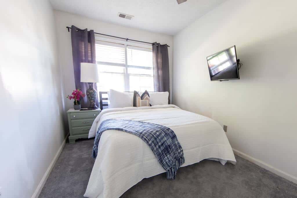 Cheerful 2 Bedroom Home near Virginia Wesleyan