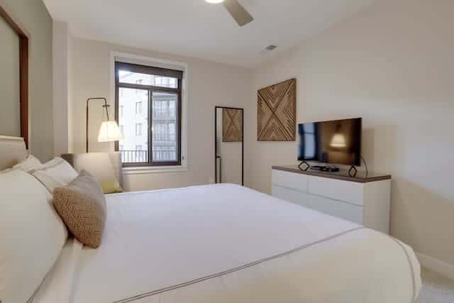 Sojourn | Courtland Towers sleeps 2 