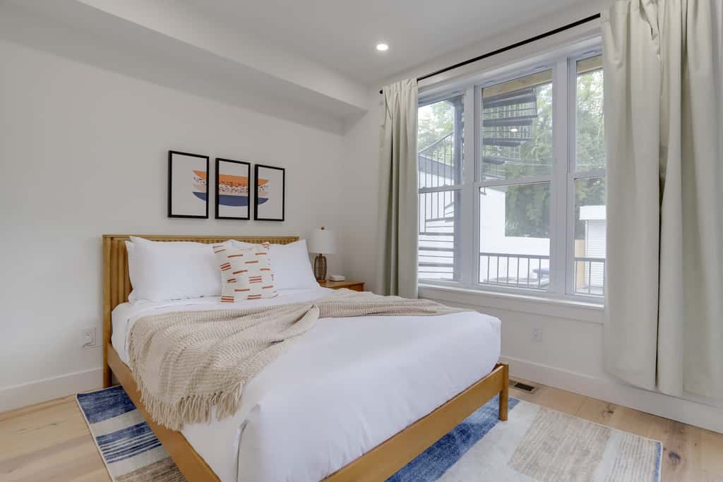 Sojourn's 4 BR + Private Patio at Union Market