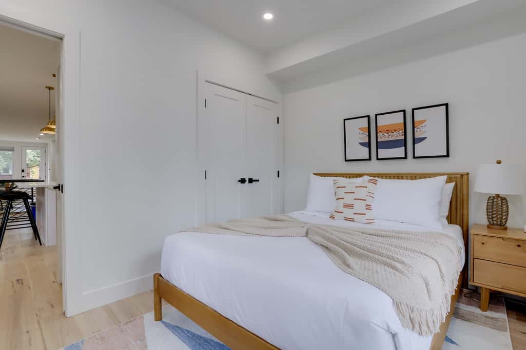 Sojourn's 4 BR + Private Patio at Union Market